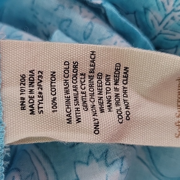 Soft Surroundings Light Blue Puff Sleeve Blouse Size Large - Picture 6 of 6